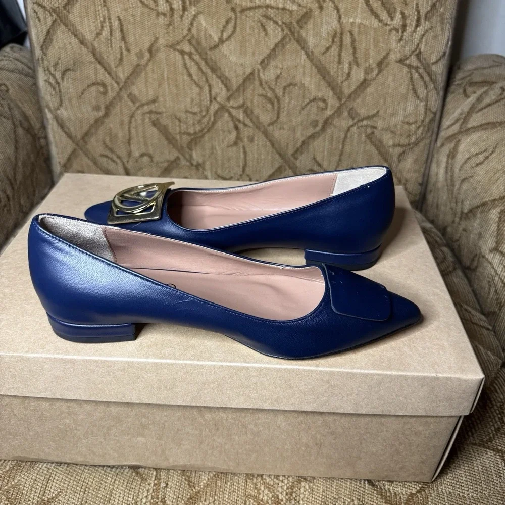 Valentino By‎ Mario Flora Womens Sz 7 Leather Flats Pointed Black Leather